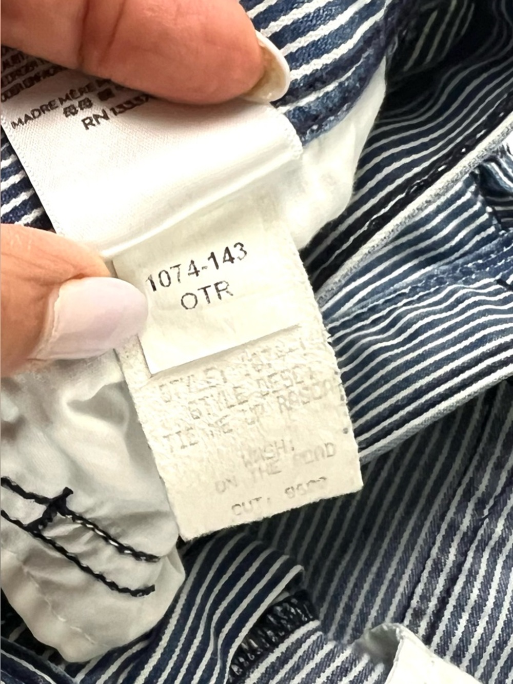 MOTHER Tie Me--Up Rascal Pinstripe Cropped Jeans - Picture 12 of 16